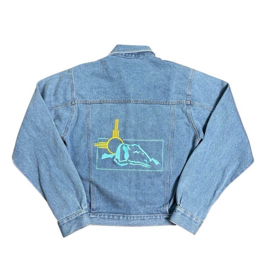 Vintage Total Concepts Embroidered Jean Jacket Size Small Western‎ Desert Canyon